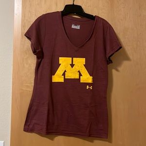 Women’s Under Armour University of MN T-shirt - size large